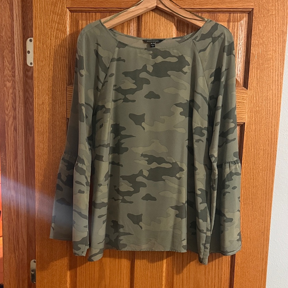 Banana Republic Green Camouflage Blouse